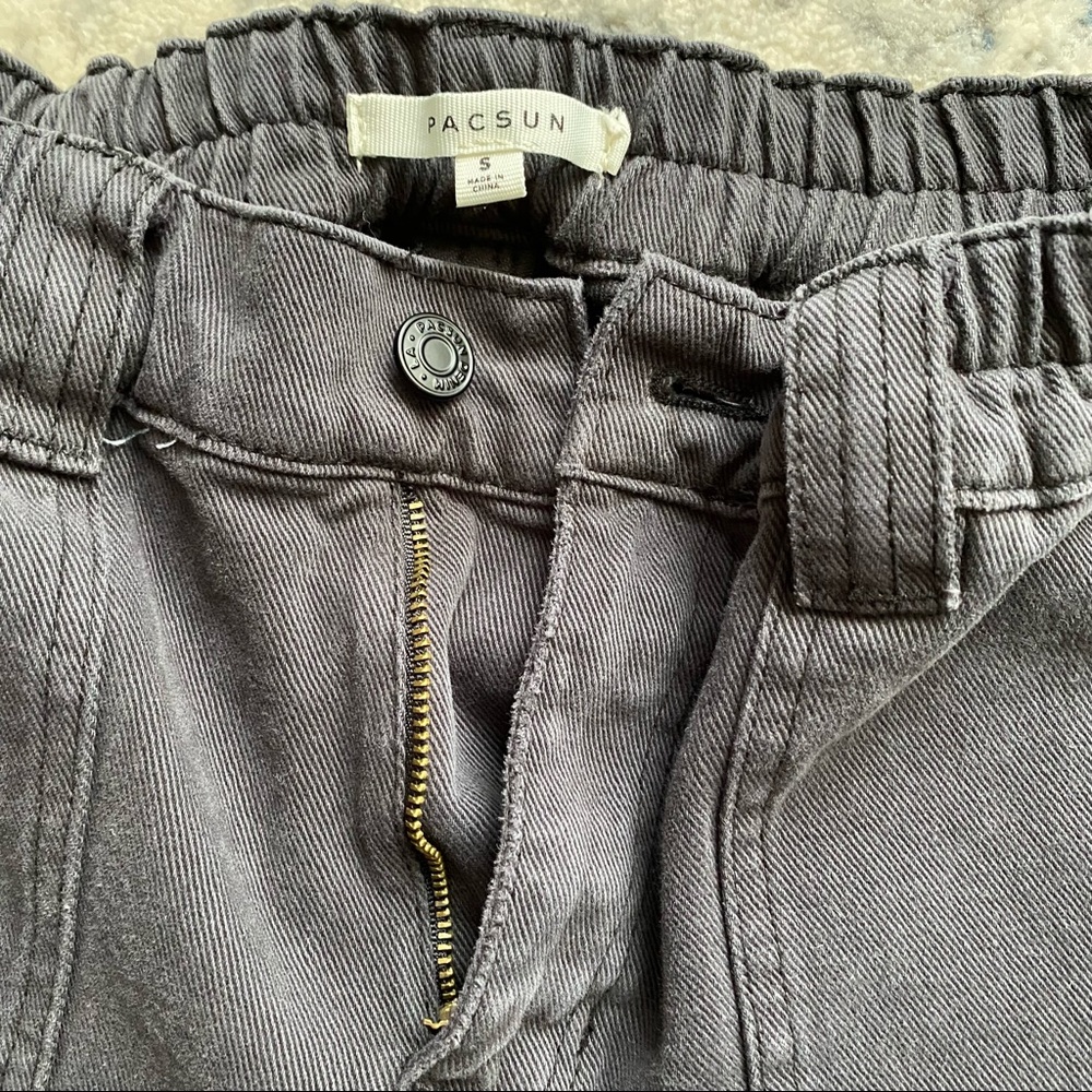 Joggers - Picture 2 of 2